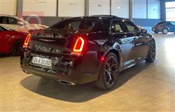 کرایسلەر 300